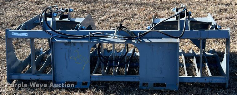 image for item ID9425 Skid steer grapple bucket