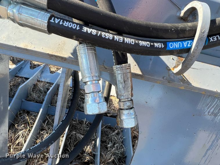 image for item ID9425 Skid steer grapple bucket