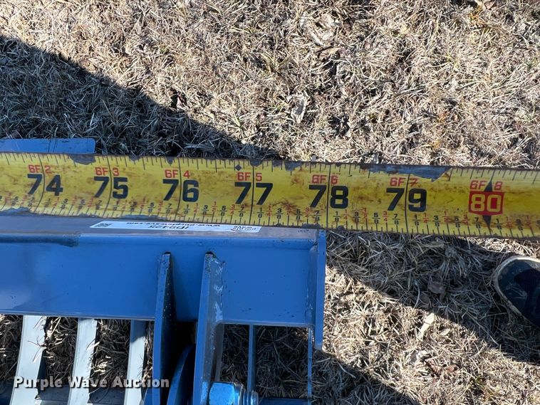 image for item ID9425 Skid steer grapple bucket