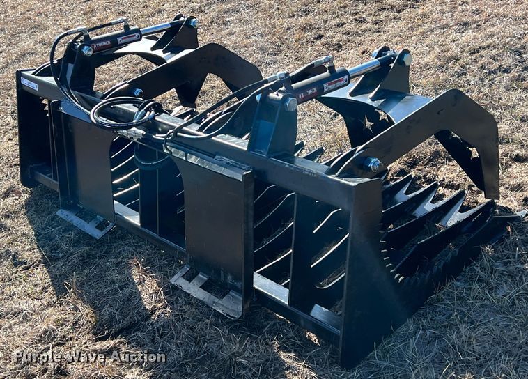 image for item ID9428 Skid steer grapple bucket