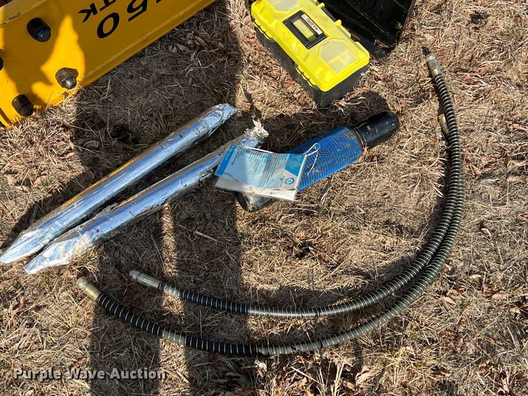 image for item ID9436 Agrotk 750  skid steer breaker