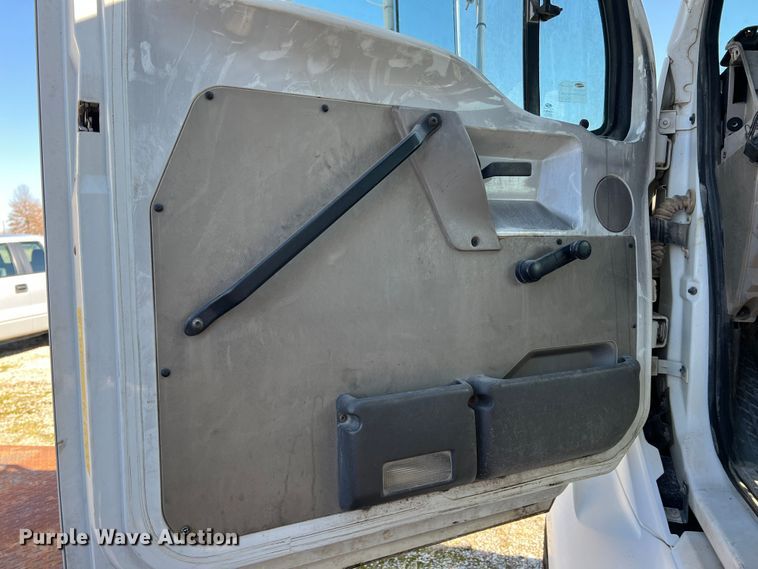 image for item ID9450 2008 Sterling L8500  dump truck