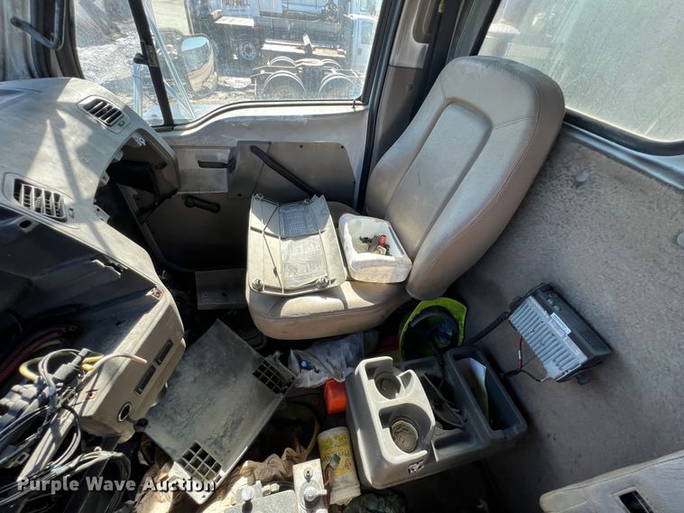 image for item ID9450 2008 Sterling L8500  dump truck