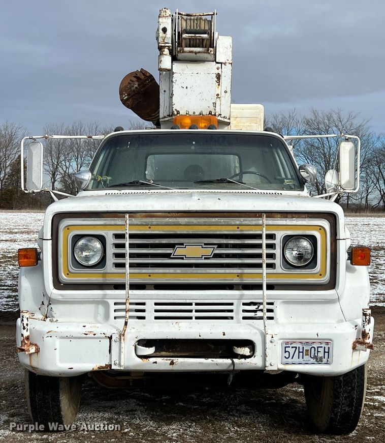 image for item ID9471 1978 Chevrolet C65  digger derrick truck