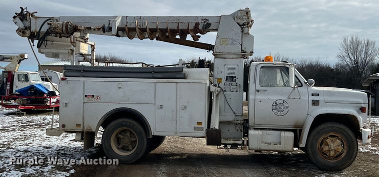 image for item ID9471 1978 Chevrolet C65  digger derrick truck