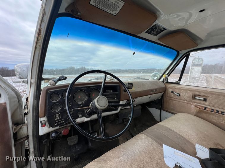 image for item ID9471 1978 Chevrolet C65  digger derrick truck