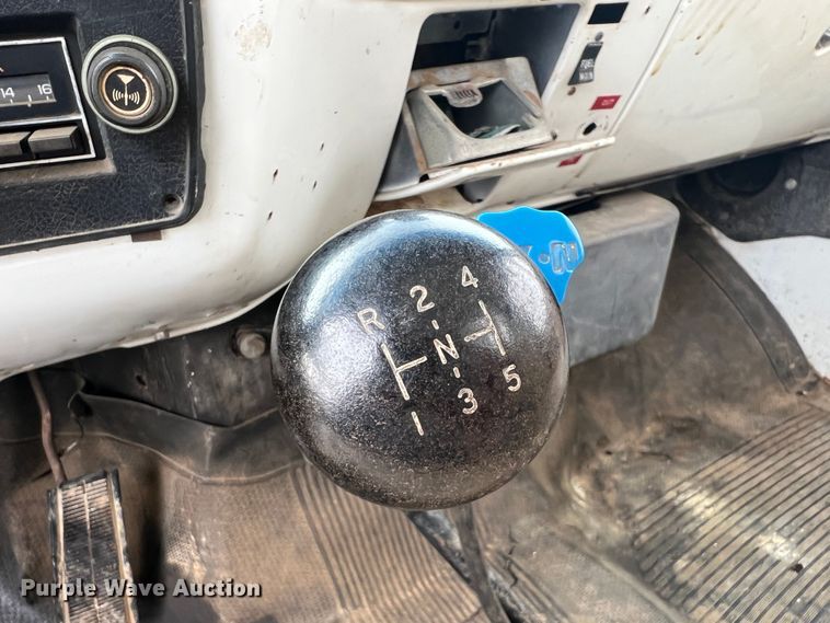 image for item ID9471 1978 Chevrolet C65  digger derrick truck