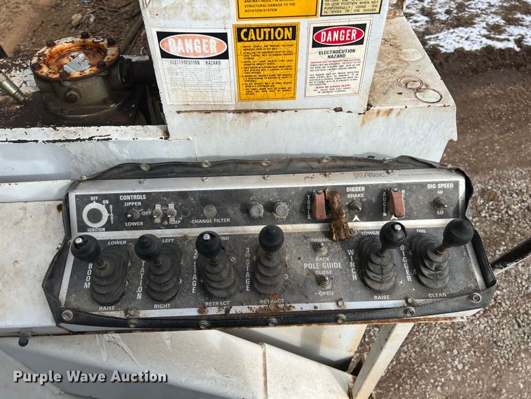 image for item ID9471 1978 Chevrolet C65  digger derrick truck