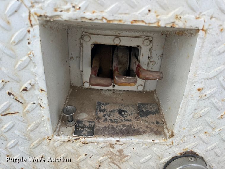 image for item ID9471 1978 Chevrolet C65  digger derrick truck