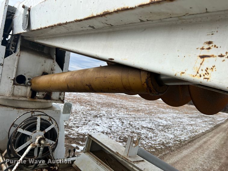 image for item ID9471 1978 Chevrolet C65  digger derrick truck