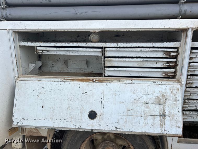 image for item ID9471 1978 Chevrolet C65  digger derrick truck