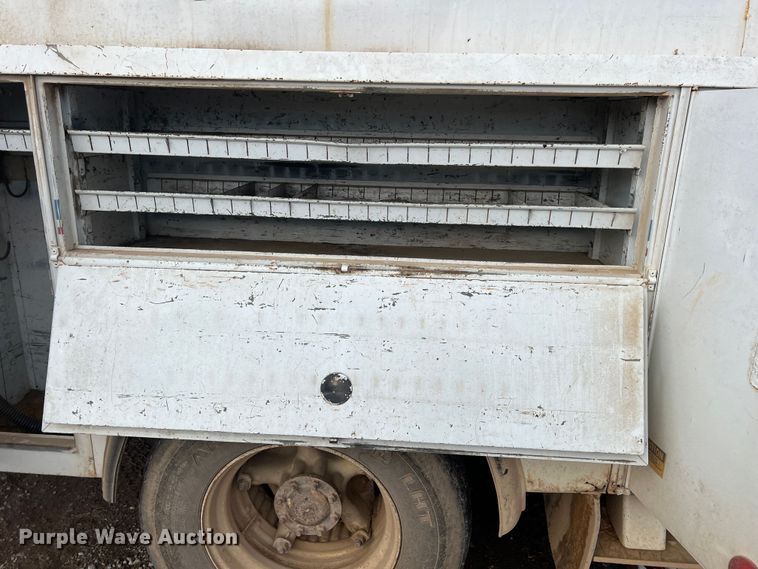 image for item ID9471 1978 Chevrolet C65  digger derrick truck