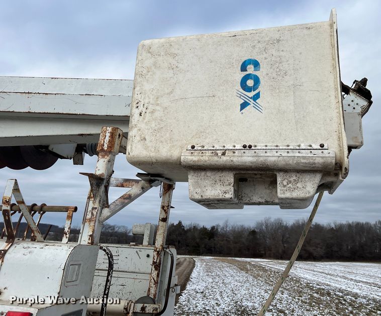 image for item ID9471 1978 Chevrolet C65  digger derrick truck