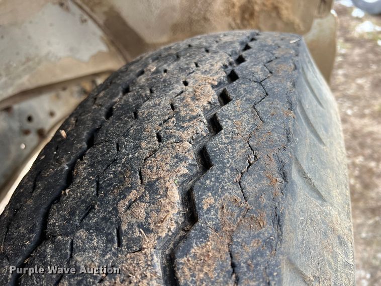 image for item ID9471 1978 Chevrolet C65  digger derrick truck