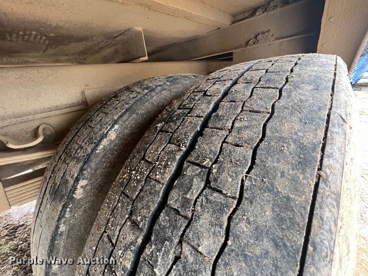 image for item ID9471 1978 Chevrolet C65  digger derrick truck