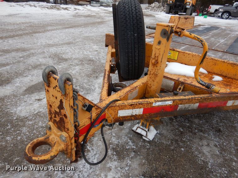 image for item IO9330 2018 Redi Haul R2027TBITE-102HD  tilt deck equipment trailer