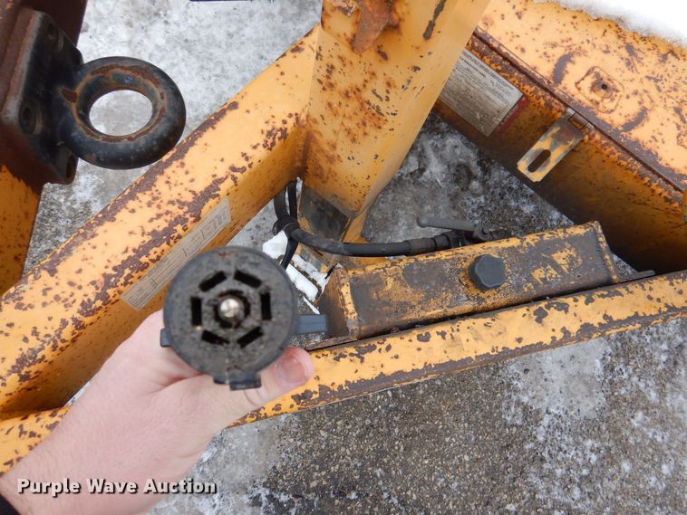 image for item IO9330 2018 Redi Haul R2027TBITE-102HD  tilt deck equipment trailer