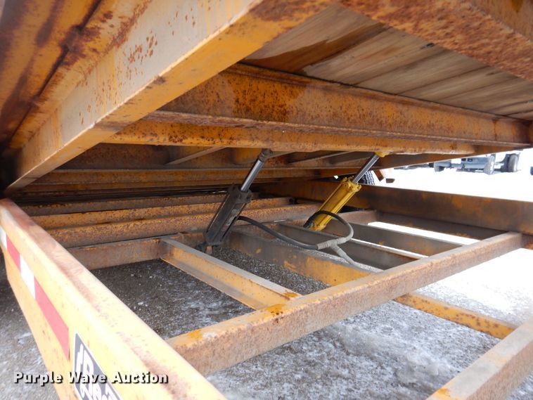 image for item IO9330 2018 Redi Haul R2027TBITE-102HD  tilt deck equipment trailer