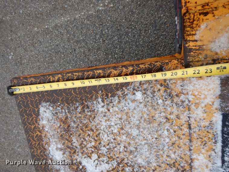 image for item IO9330 2018 Redi Haul R2027TBITE-102HD  tilt deck equipment trailer