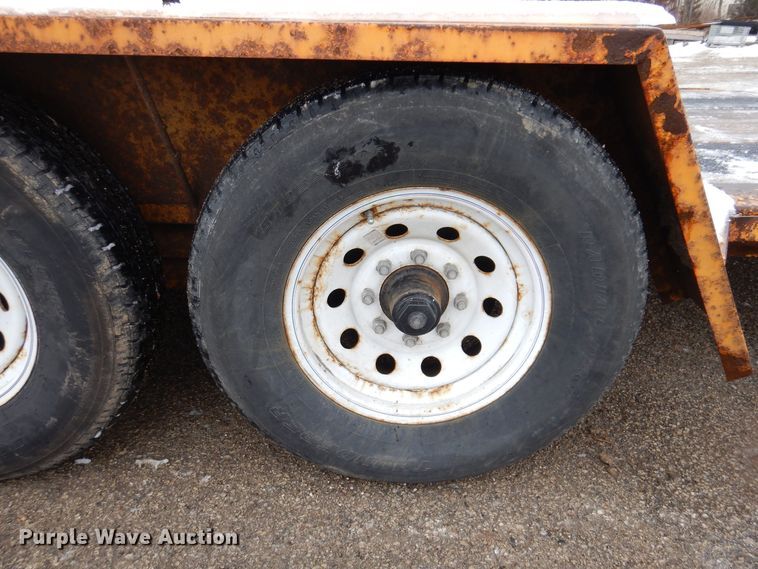 image for item IO9330 2018 Redi Haul R2027TBITE-102HD  tilt deck equipment trailer