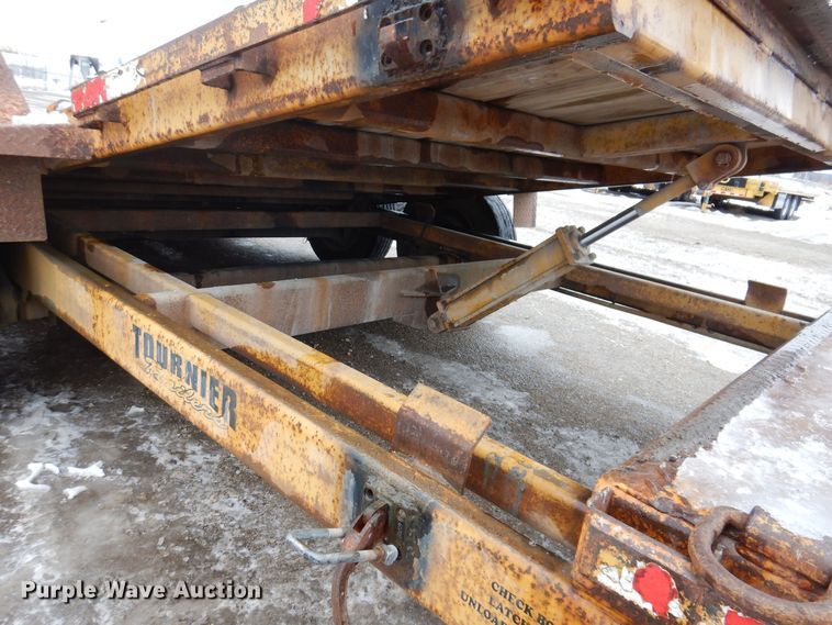 image for item IO9331 2013 Tournier TM6  tilt deck equipment trailer