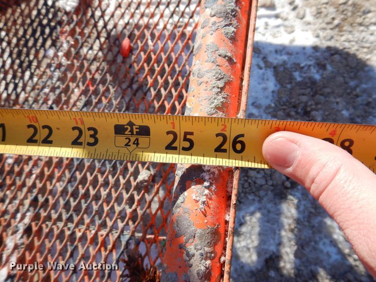 image for item IO9349 1995 JLG 45 Electric  boom lift