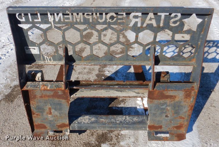 image for item IO9351 Virnig  skid steer forks