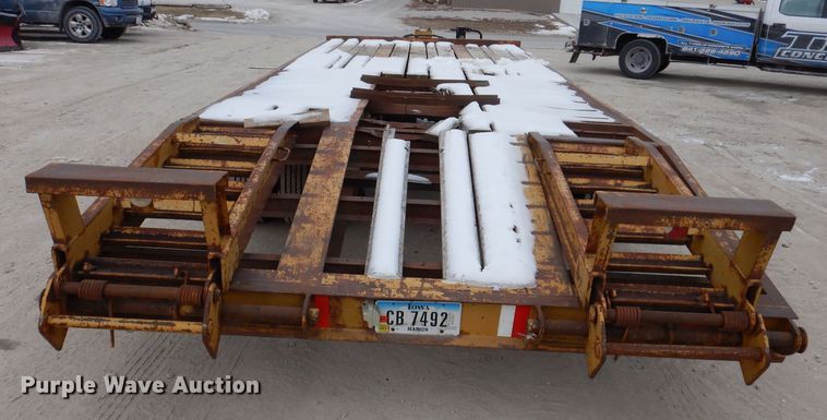 image for item IO9358 1998 Dynaweld  equipment trailer