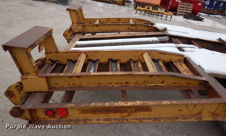 image for item IO9358 1998 Dynaweld  equipment trailer