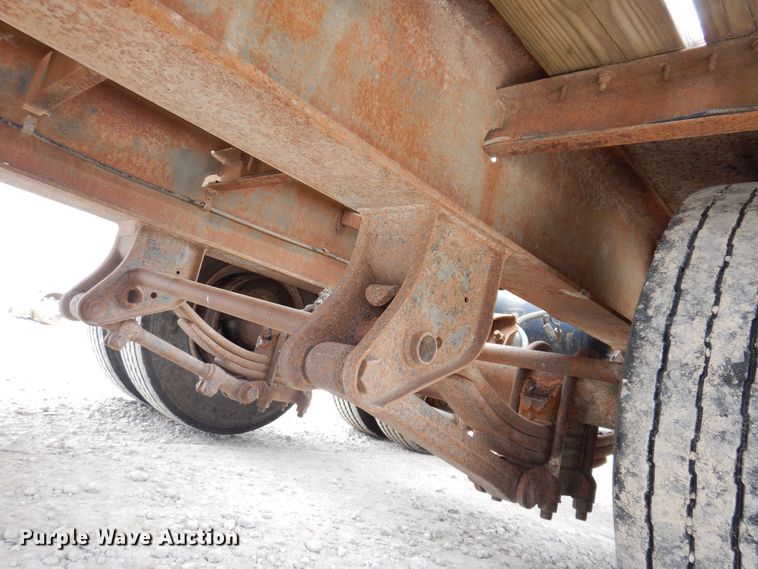 image for item IO9358 1998 Dynaweld  equipment trailer