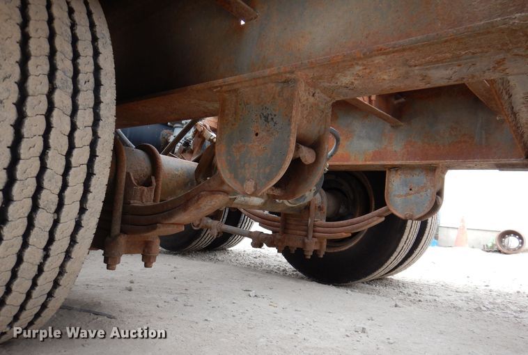 image for item IO9358 1998 Dynaweld  equipment trailer