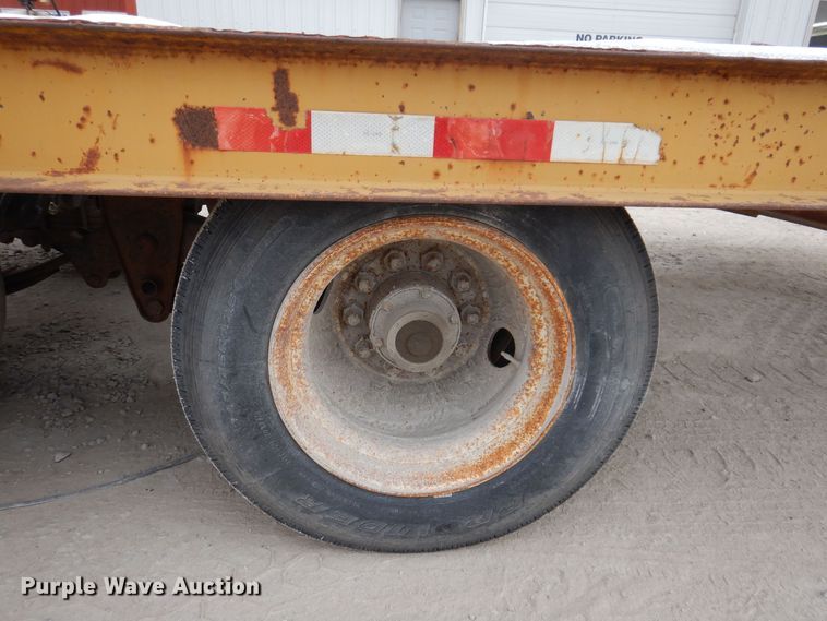 image for item IO9358 1998 Dynaweld  equipment trailer