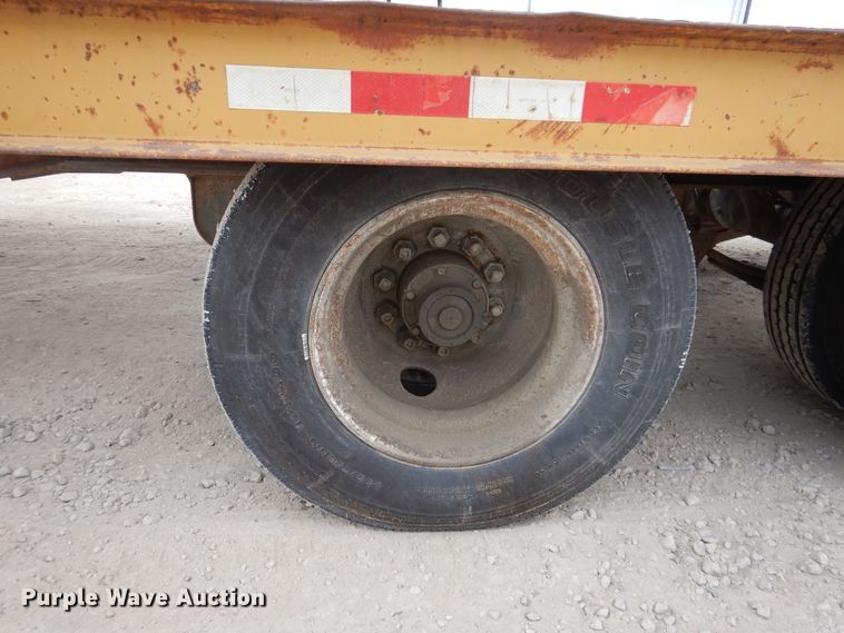 image for item IO9358 1998 Dynaweld  equipment trailer