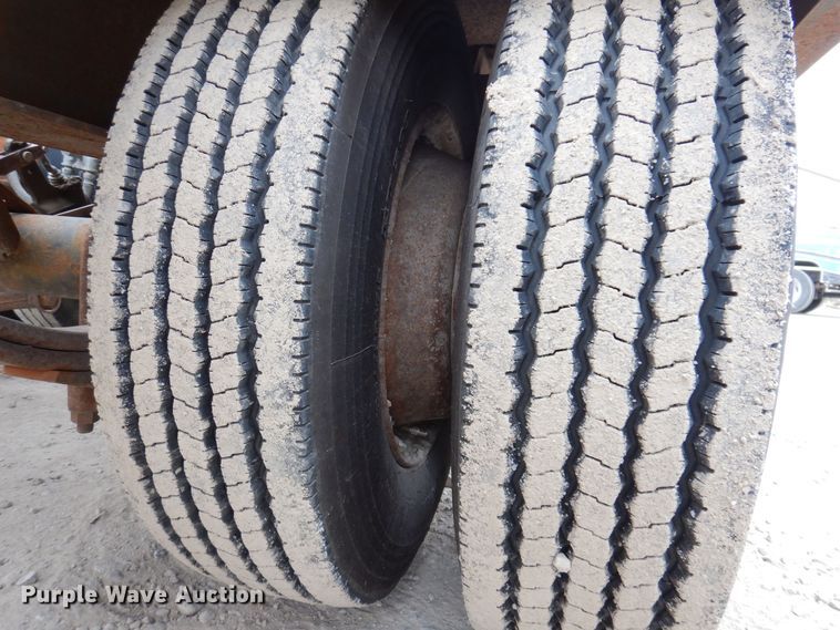 image for item IO9358 1998 Dynaweld  equipment trailer