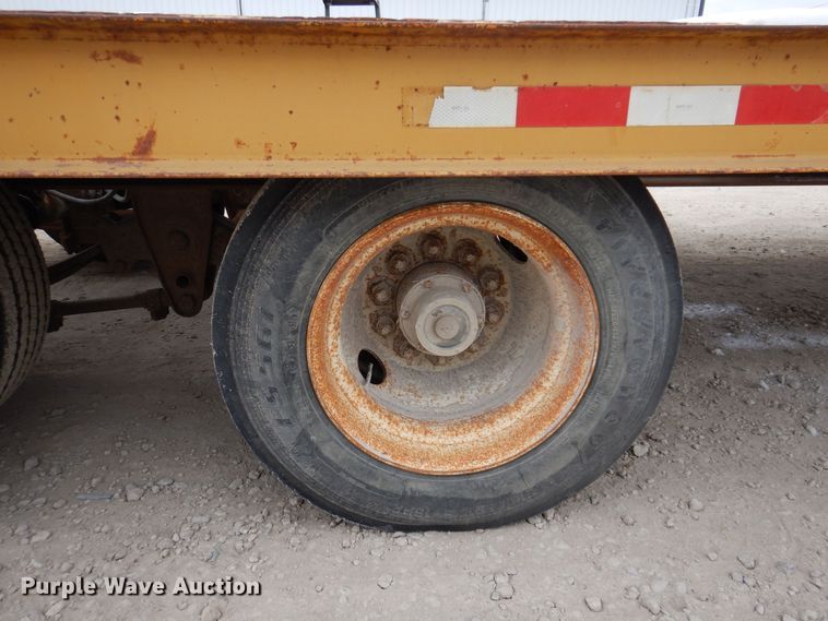 image for item IO9358 1998 Dynaweld  equipment trailer