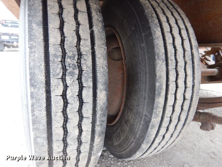 image for item IO9358 1998 Dynaweld  equipment trailer