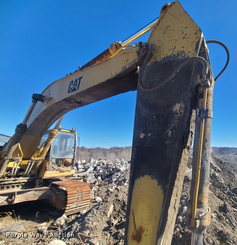 image for item JG9448 1994 Caterpillar 330L  excavator