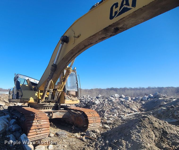 image for item JG9448 1994 Caterpillar 330L  excavator