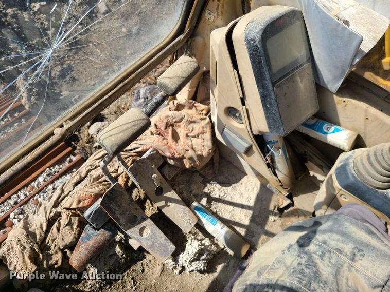 image for item JG9448 1994 Caterpillar 330L  excavator