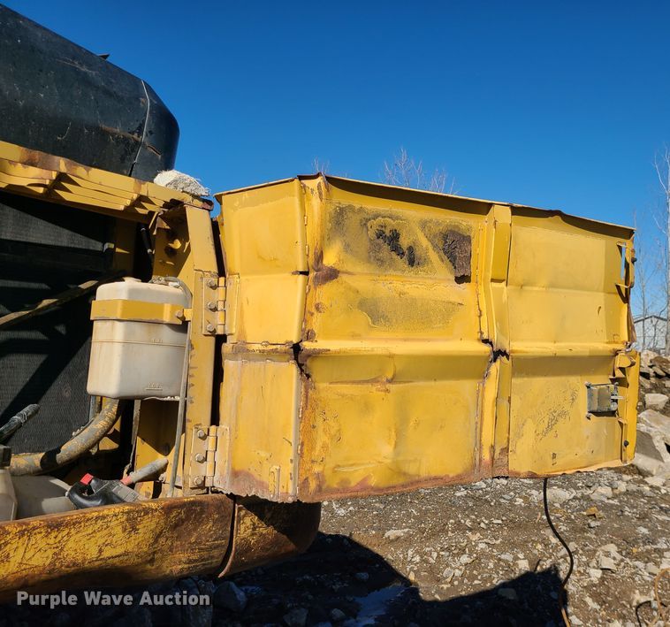 image for item JG9448 1994 Caterpillar 330L  excavator