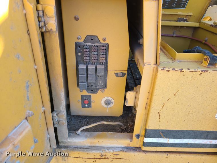 image for item JG9448 1994 Caterpillar 330L  excavator