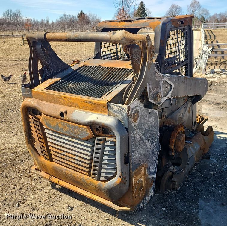 image for item JG9486 Bobcat T66  tracked skid steer loader