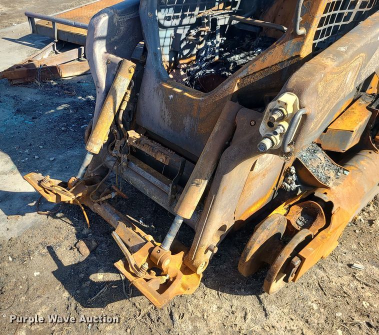 image for item JG9486 Bobcat T66  tracked skid steer loader