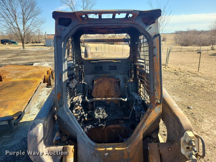 image for item JG9486 Bobcat T66  tracked skid steer loader