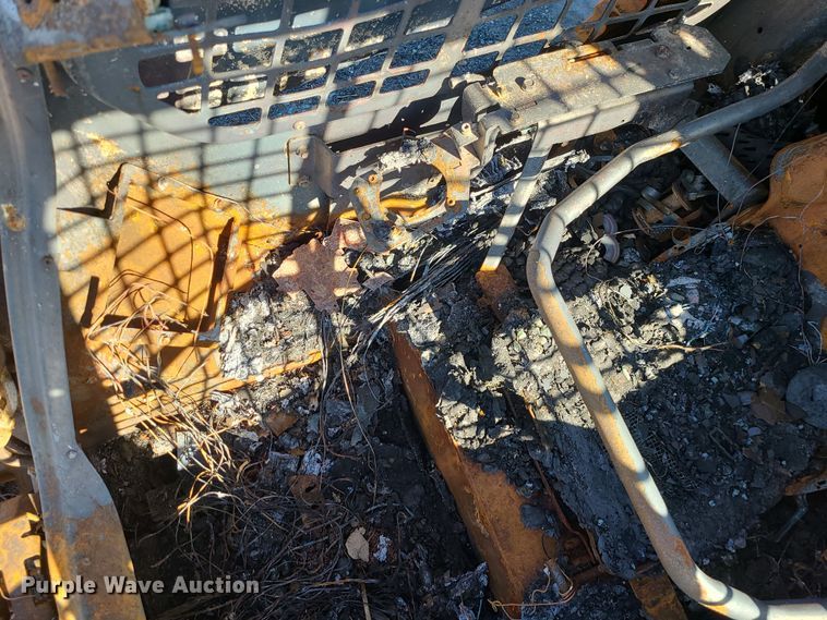 image for item JG9486 Bobcat T66  tracked skid steer loader