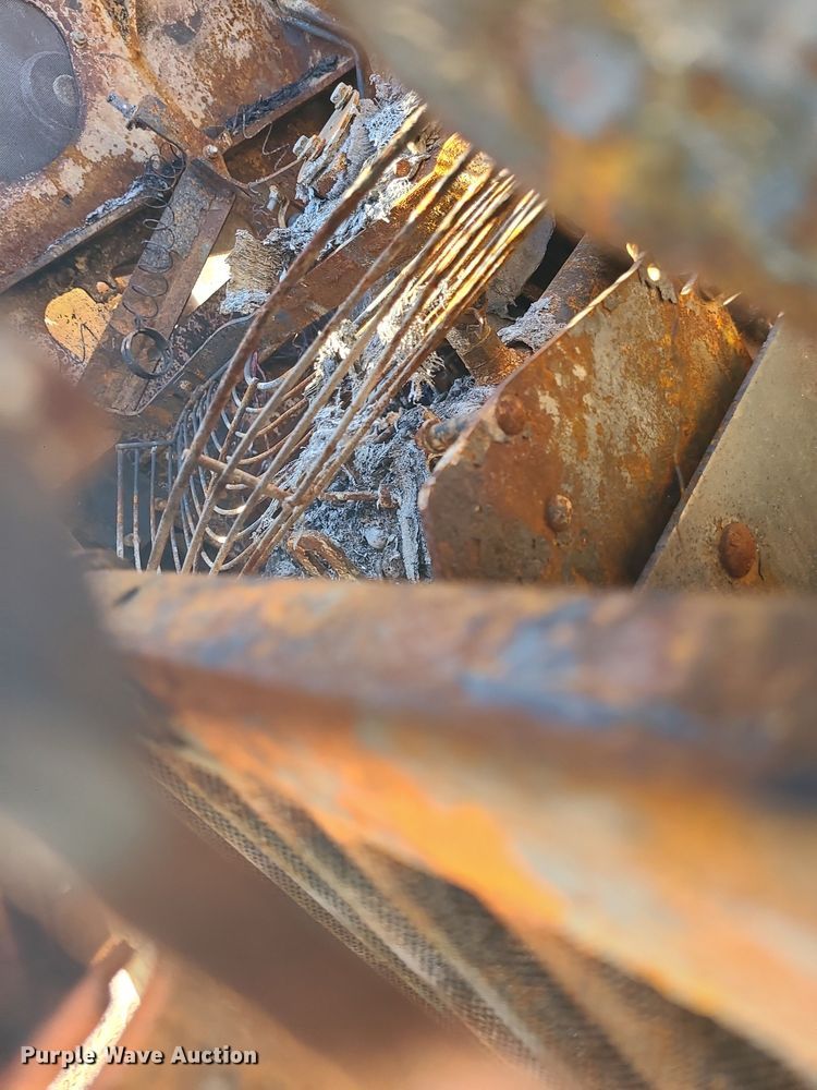 image for item JG9486 Bobcat T66  tracked skid steer loader