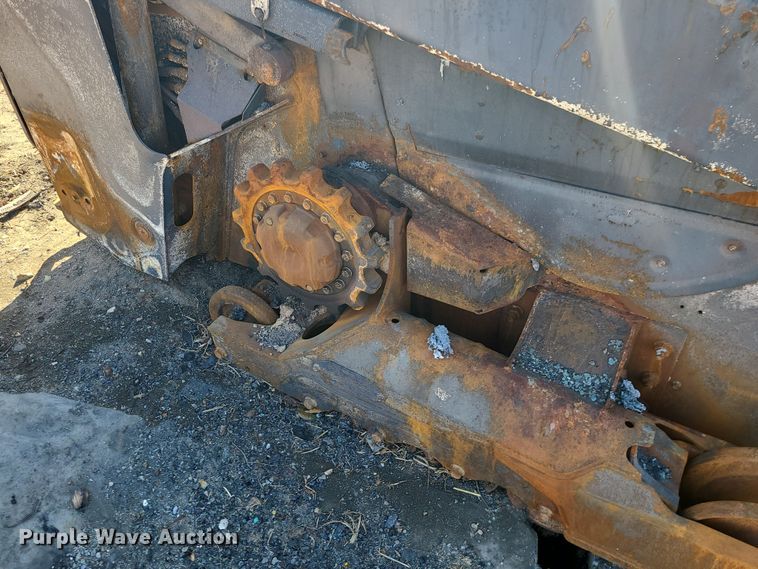 image for item JG9486 Bobcat T66  tracked skid steer loader