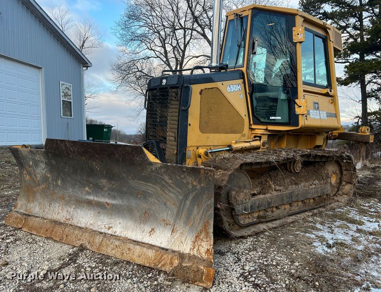 image for item JU9652 1999 John Deere 650H LT  dozer