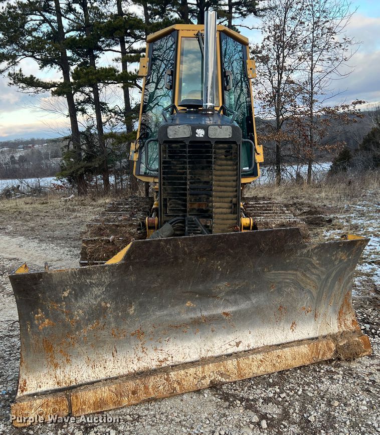 image for item JU9652 1999 John Deere 650H LT  dozer