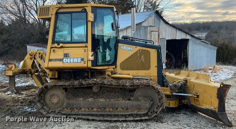 image for item JU9652 1999 John Deere 650H LT  dozer